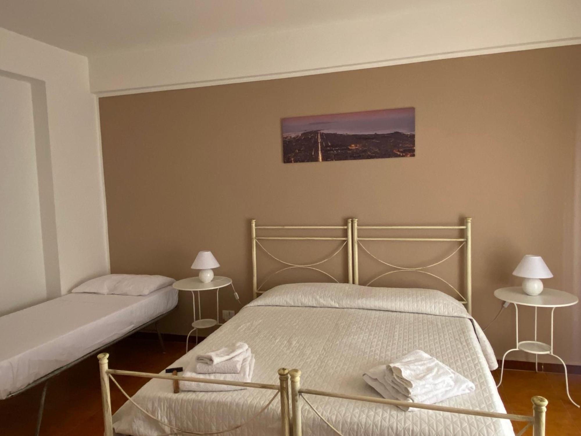 Dragonfly Rooms New Трапани Екстериор снимка
